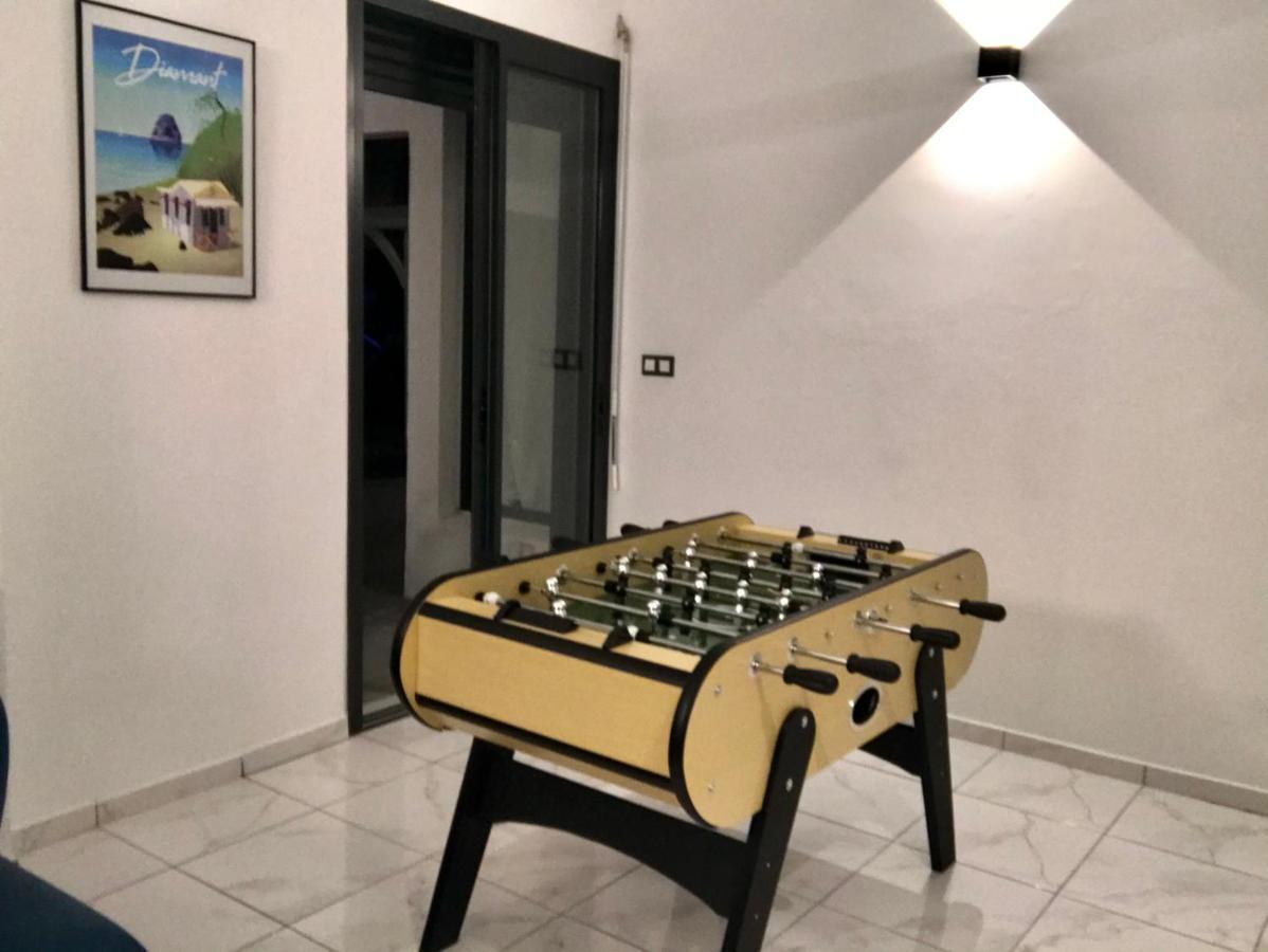 Villa Palm Diamond Jacuzzi & Piscine Prives Ле Диамант Екстериор снимка
