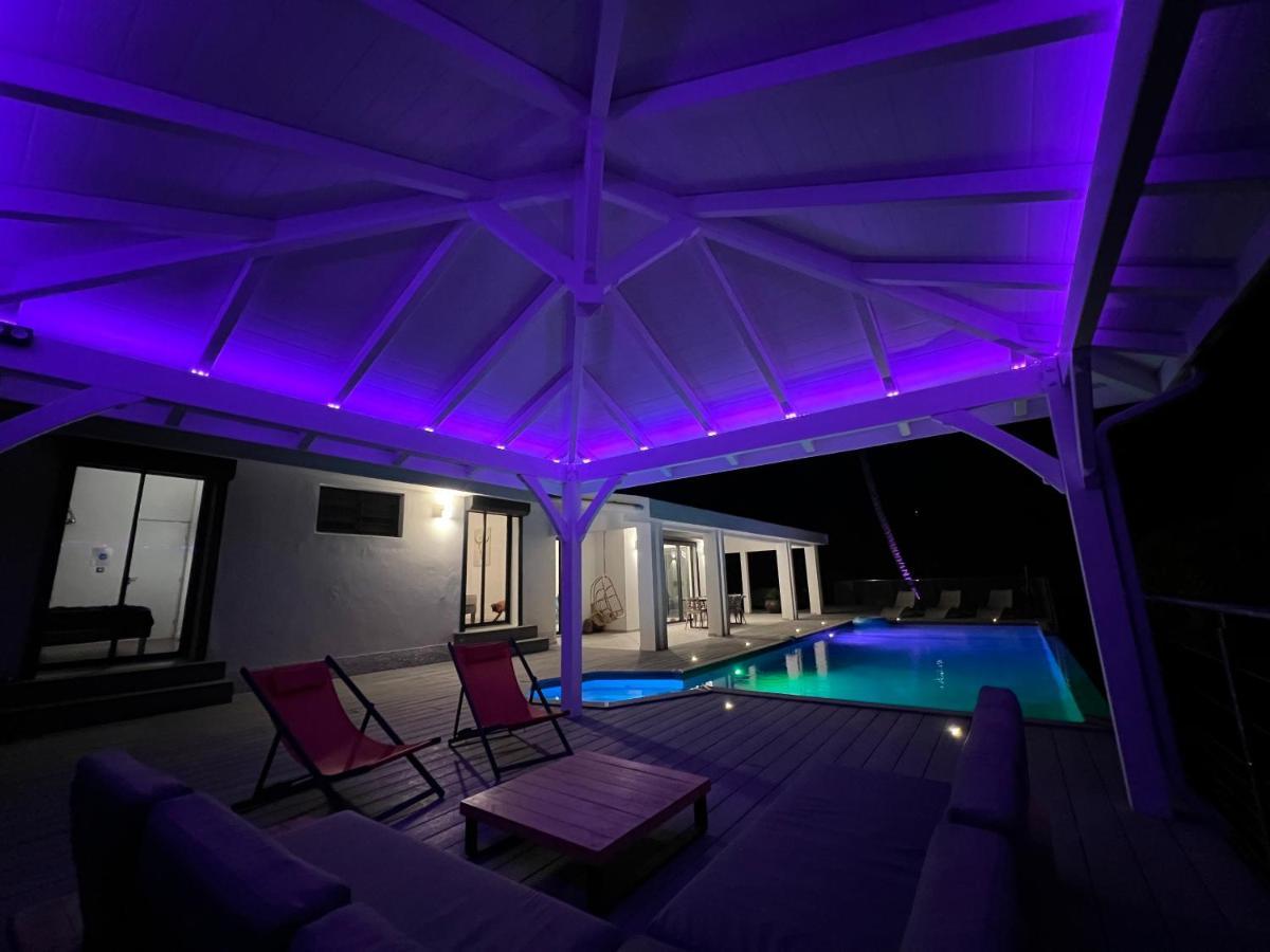 Villa Palm Diamond Jacuzzi & Piscine Prives Ле Диамант Екстериор снимка